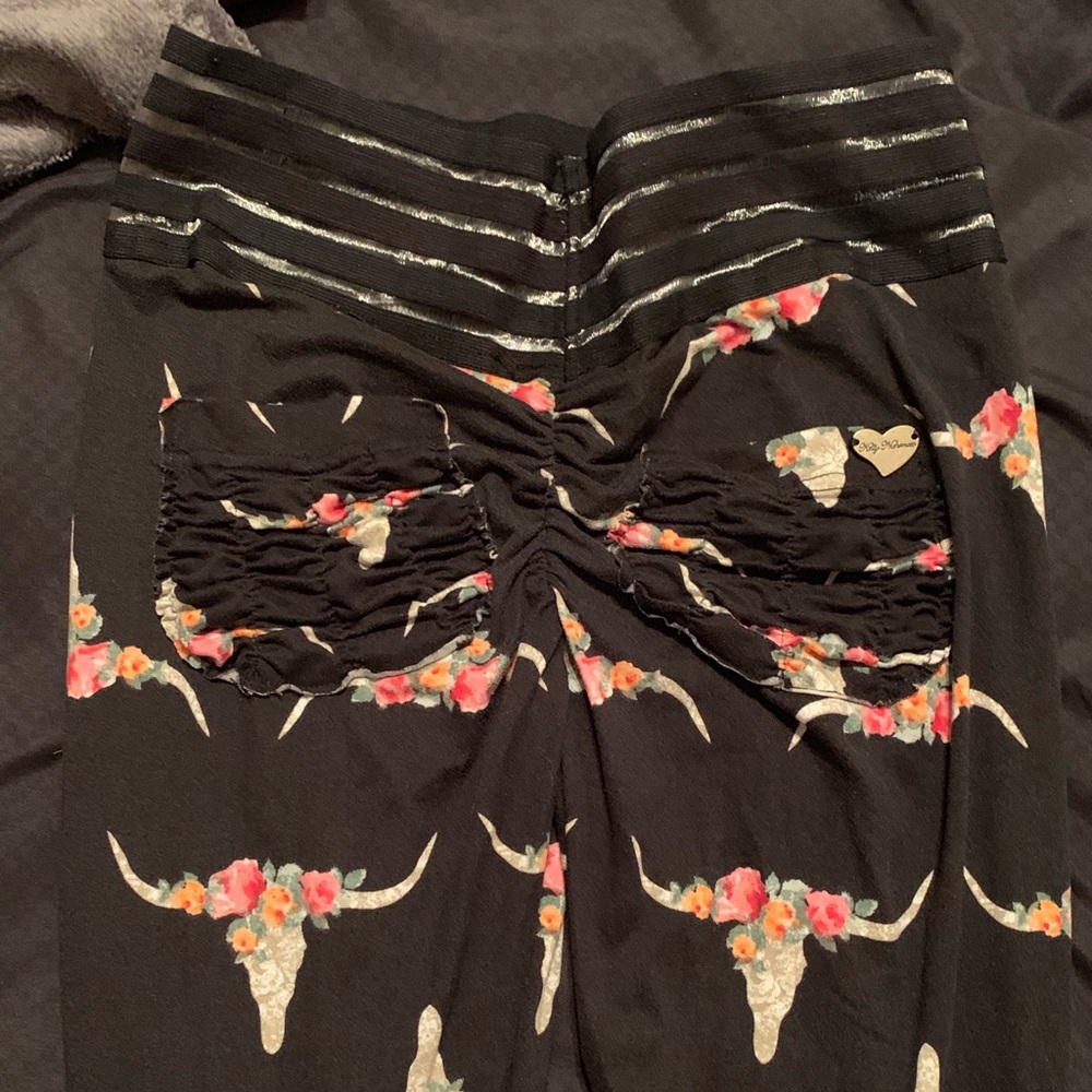 Cute booty lounge scrunch booty leggings